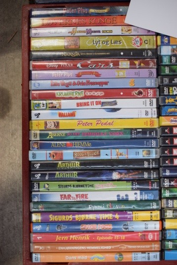 Kasse med DVD-film